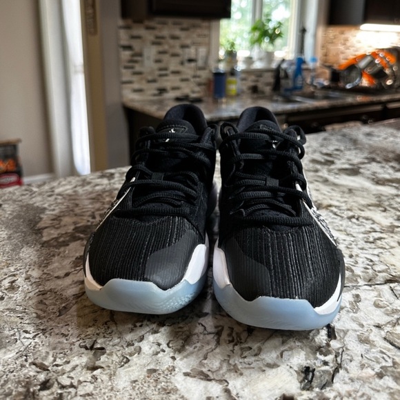 Nike Zoom Freak 2 Black and White - Picture 2 of 5